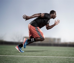 开云体育app-F1新赛季揭幕战之夜，杜兰特用实力证明自己，速度与精准的跨界共鸣