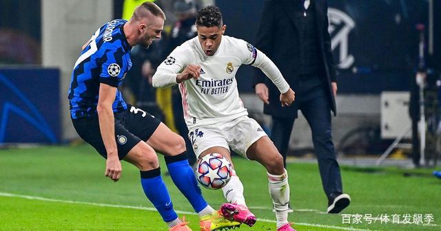 巴黎碾压AC米兰，阿什拉夫刷新纪录