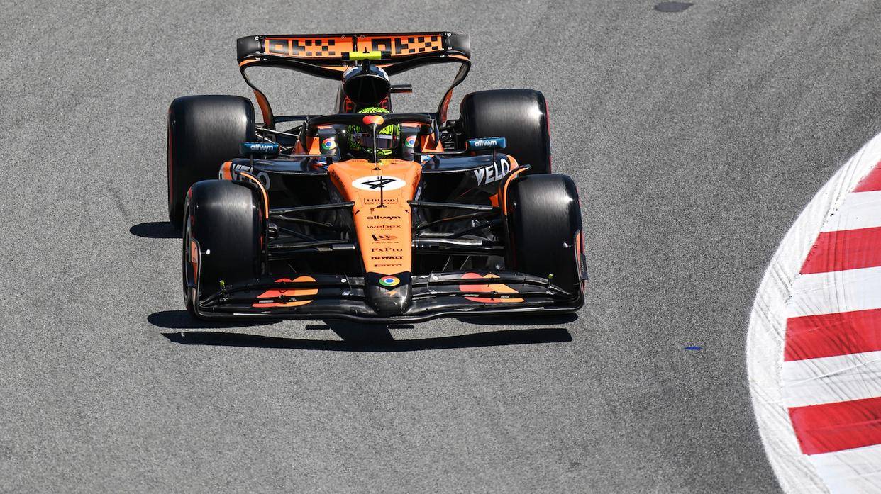 迈凯伦横扫阿斯顿马丁，勒克莱尔点燃赛场