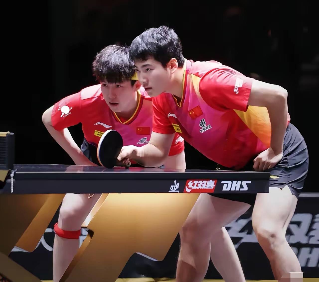 葡萄牙队翻盘法国队，梁靖崑扛起全队