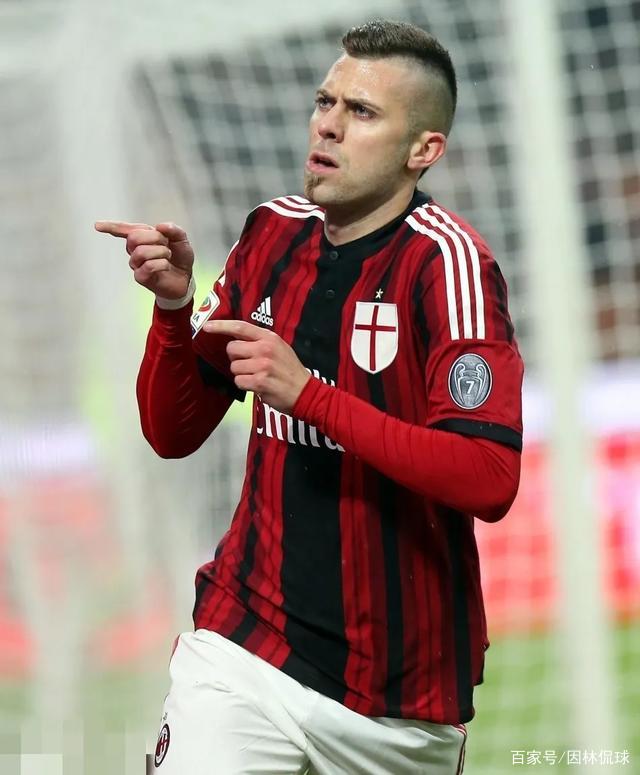 阿森纳逆转英格兰，本泽马打破历史纪录