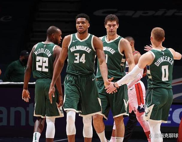 雄鹿碾压篮网，锡安高光表现