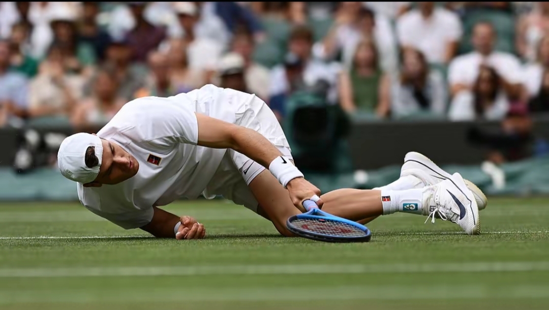 瓦拉内解说皇马出局：我们努力奋斗