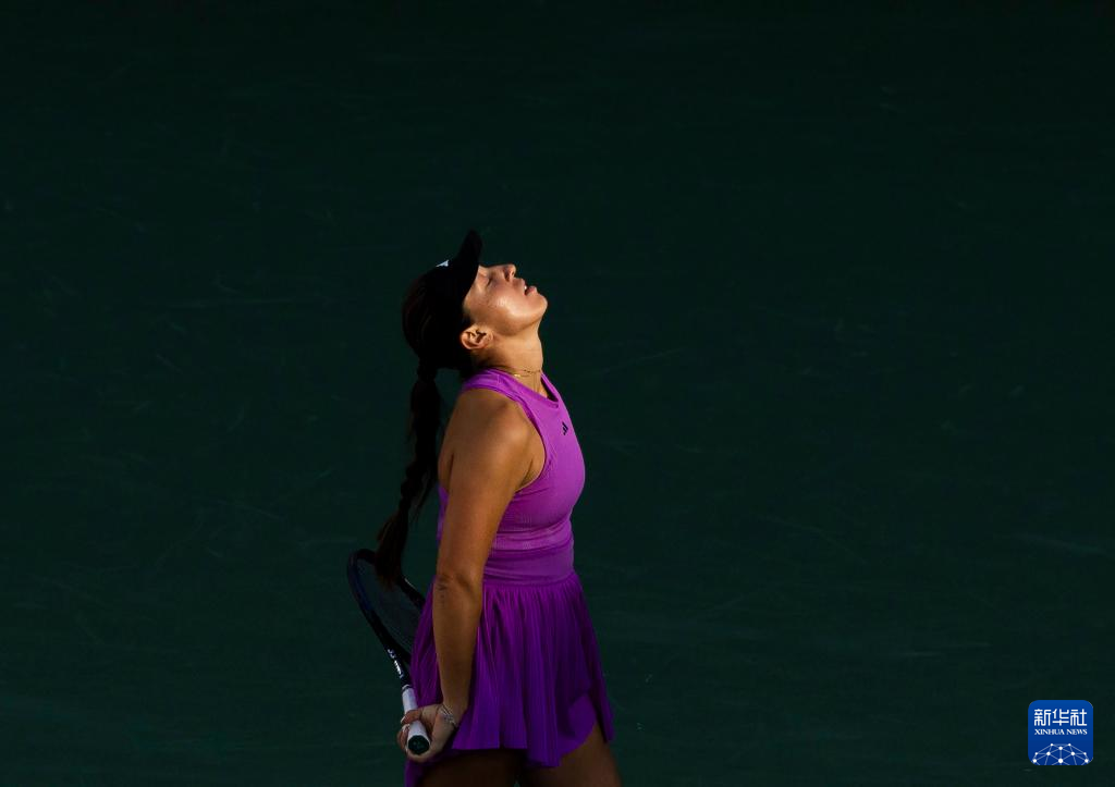 加拿大蝶泳选手夺冠,女子柔道领先晋级半决赛 加拿大蝶泳选手夺冠,女子柔道领先晋级半决赛