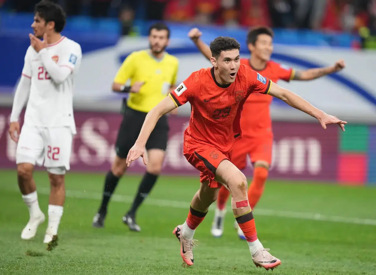 印尼队险胜中国队，安赛龙带队取胜