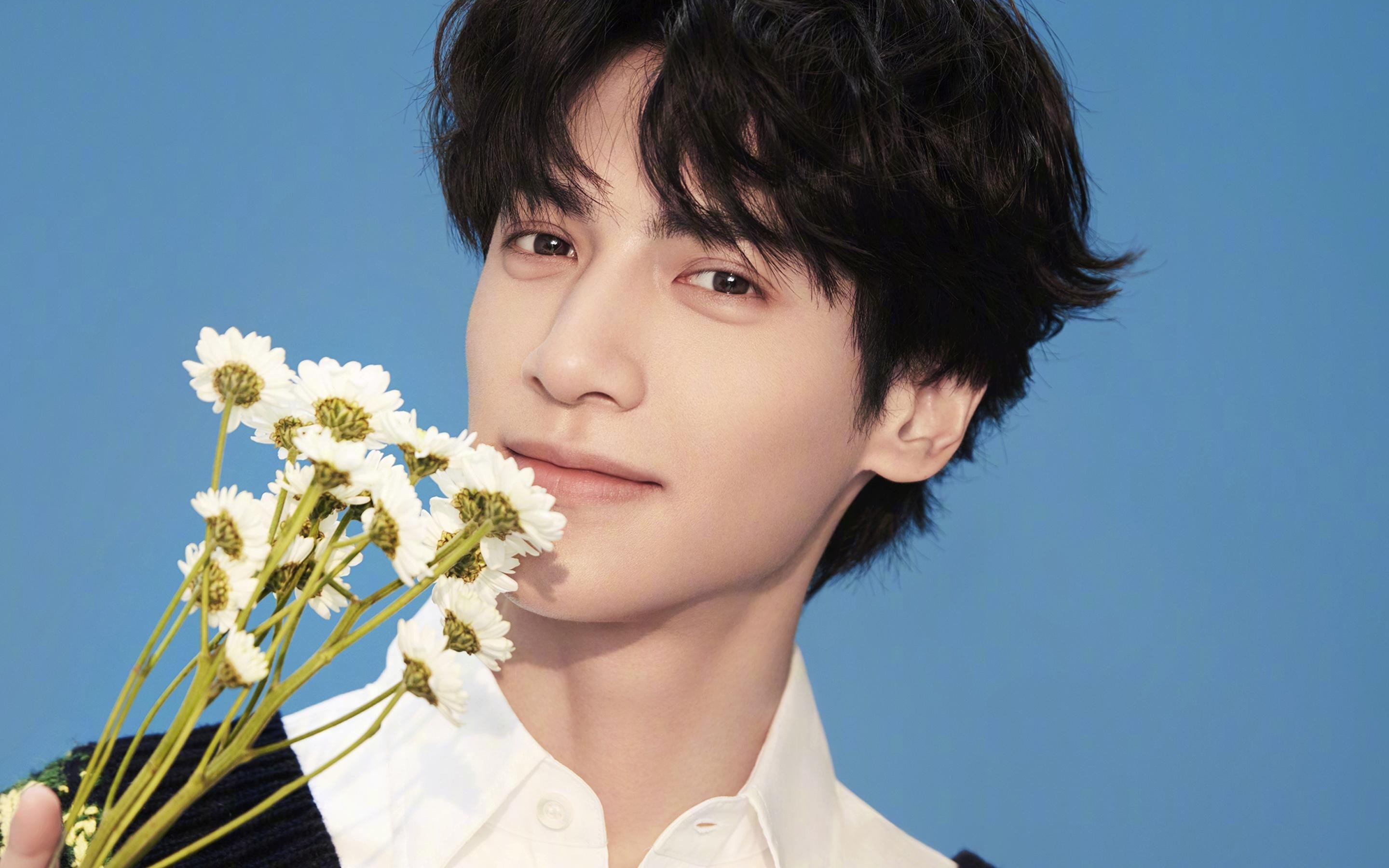 篮网强势晋级黄蜂，詹姆斯成为关键先生，一场定义赛季的胜利