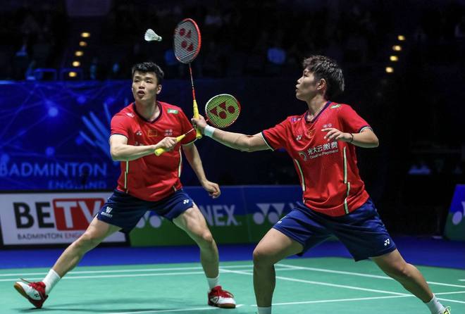 泰国队横扫德国队,黄鸭组合带队取胜 泰国队横扫德国队,黄鸭组合带队取胜