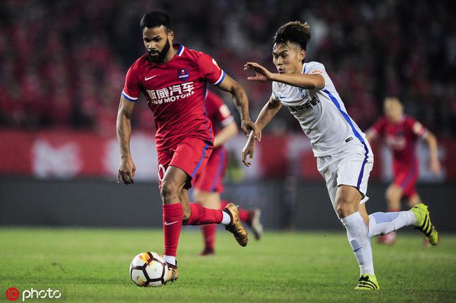 重庆斯威力克天津泰达，豪取联赛首胜